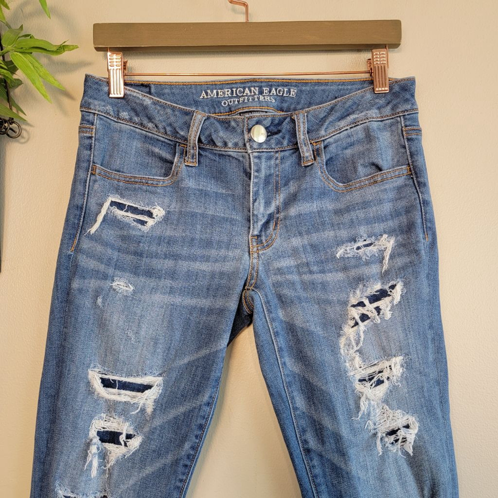 American Eagle Super Low Rise Jegging Distressed Step Hem Skinny AE 8 Jeans - Picture 5 of 14